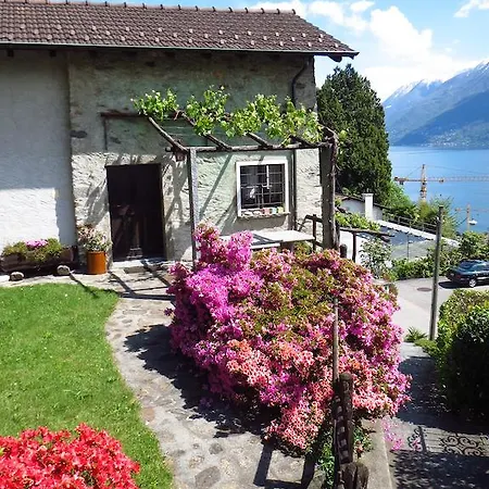 別荘 Rustico Storelli *