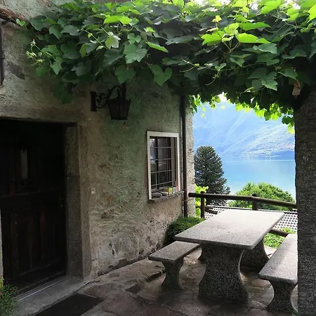 Rustico Storelli Holiday home *